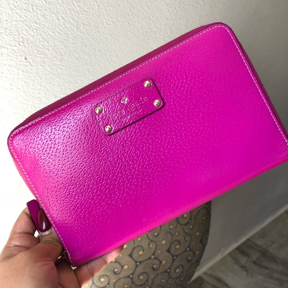 kate spade Handbags - Kate Spade Travel Wallet